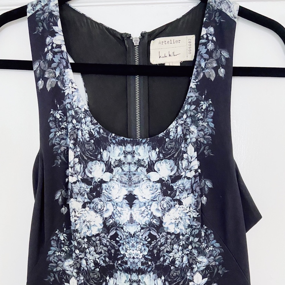 Nicole Miller Black and White Floral Artelier Cutout Illusion Midi Dress. Size 6